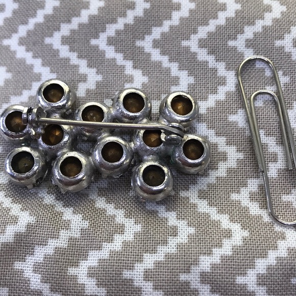 Serious Sparkling Pin - Picture 2 of 2